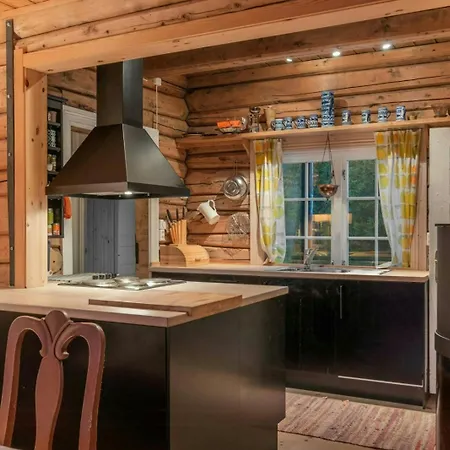 Log With Private Waterfront And Views Hébergement de vacances