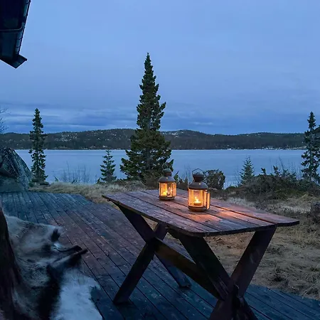 Hébergement de vacances Log With Private Waterfront And Views Hedalen