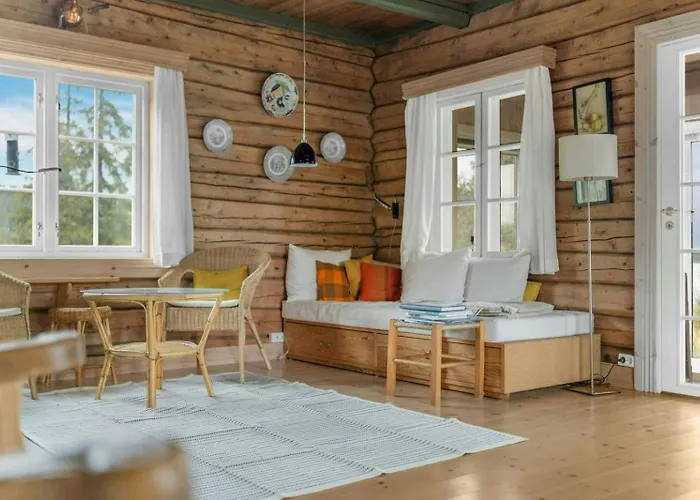 Log With Private Waterfront And Views Hedalen