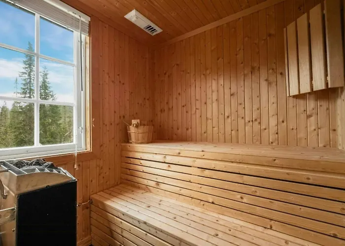 Log With Private Waterfront And Views Hedalen