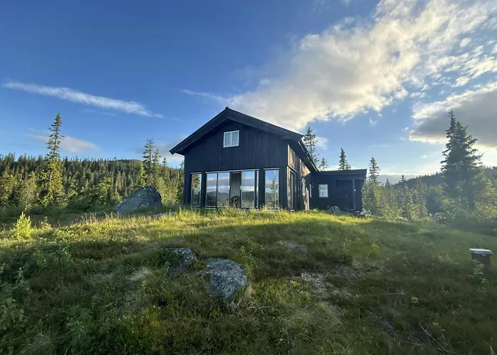 Feriehus Log With Private Waterfront And Views